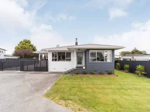 9 Hinau Place, Cloverlea