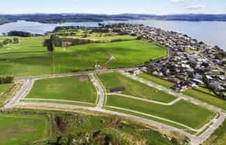 34 and 36 Korowhiti Road, Clarks Beach