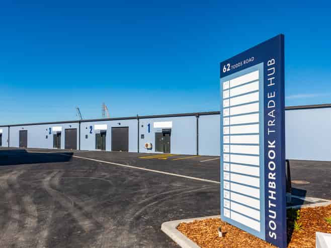 Modern, Tidy Industrial Unit, Ready to go!