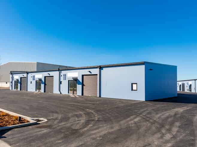 Modern, Tidy Industrial Unit, Ready to go!