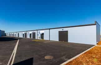 Modern, Tidy Industrial Unit, Ready to go!