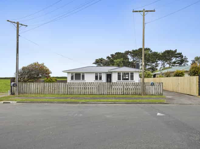50 Ramanui Street, Hawera