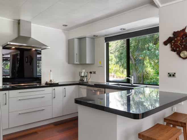 358 Valley Road, Whataupoko