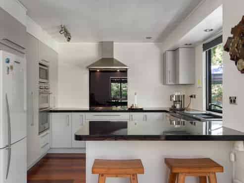 358 Valley Road, Whataupoko