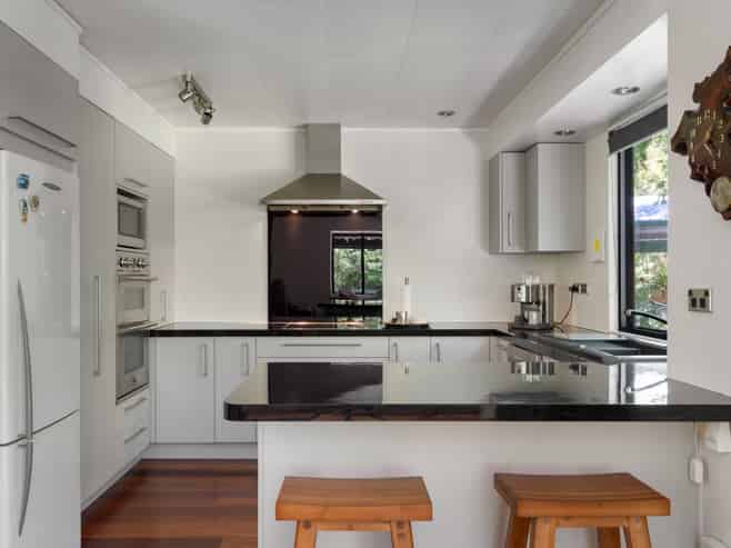 358 Valley Road, Whataupoko