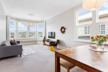 50 Freyberg Street, Lyall Bay