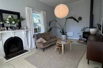 36 Main Street, Greytown