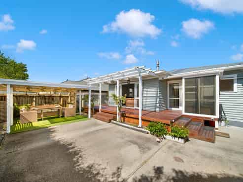 52 East Street, Greytown