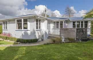 27 Gordon Place, Levin