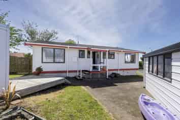 2 Honnor Place, Hurdon