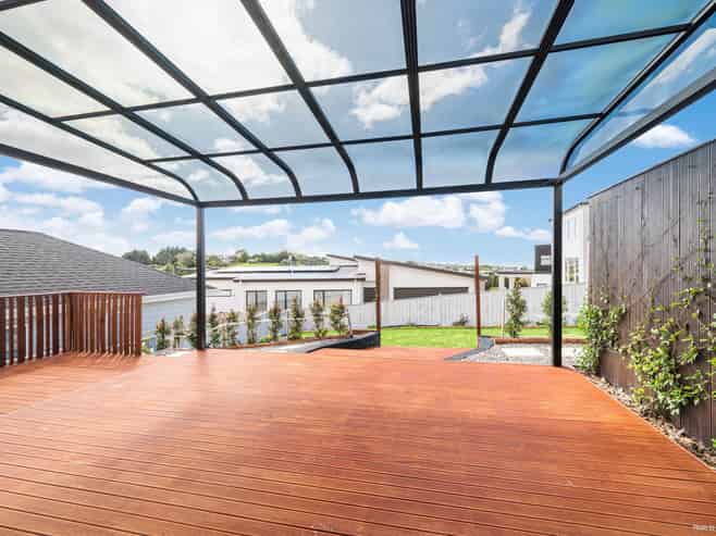 4 Tendril Court, Millwater