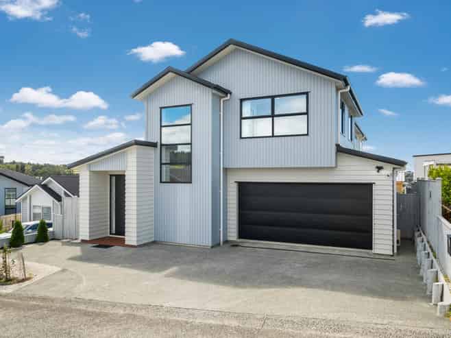 4 Tendril Court, Millwater
