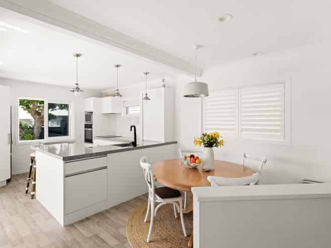 71 Oceanview Road, Mount Maunganui