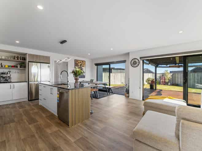 18 Wai Terrace, Wharewaka