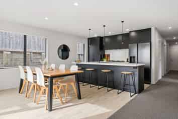 32 Puhirake Crescent, Pyes Pa