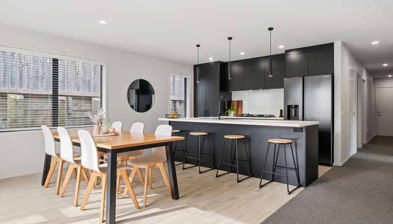 32 Puhirake Crescent, Pyes Pa