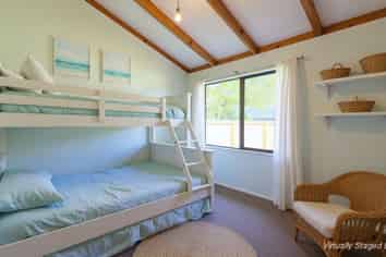 211B The Square, Whangamata