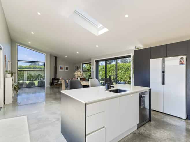 1 Armstrong Avenue, Waitara