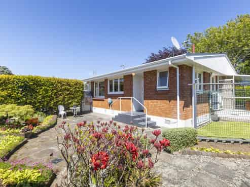 206B Tukapa Street, Westown
