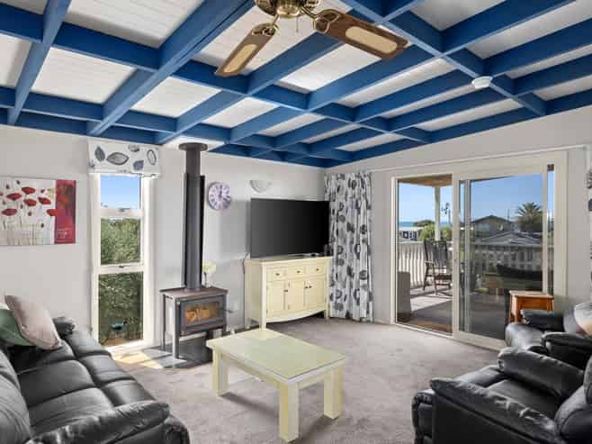 61 Pinedale Crescent, Riversdale