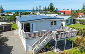 61 Pinedale Crescent, Riversdale