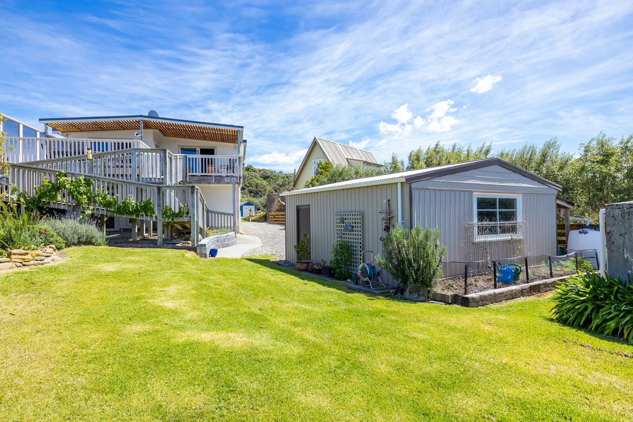 Coastal Living Lifestyle - Vista 2