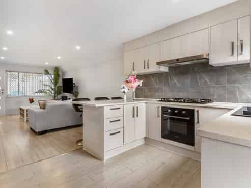 8/6 Patterson Street, Sandringham