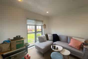 2c/8 Crown Lynn Place, New Lynn