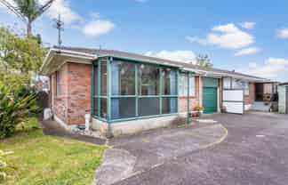 1/10 Frank Evans Place, Henderson