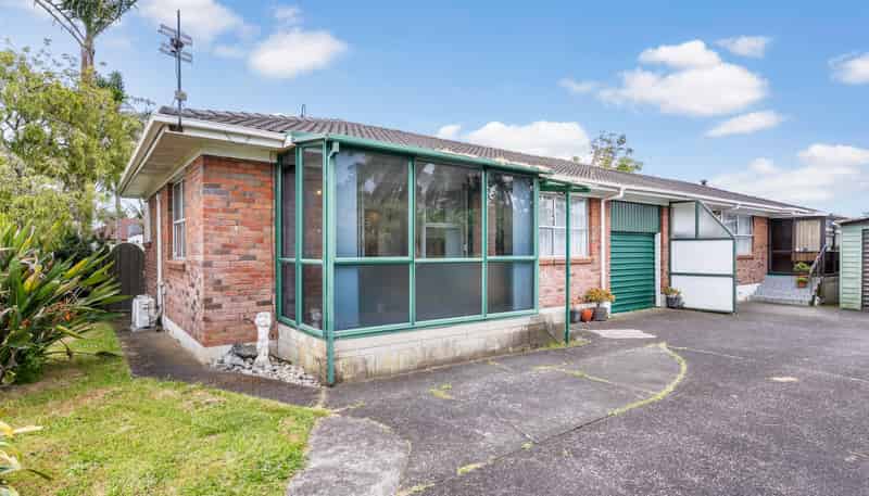 1/10 Frank Evans Place, Henderson