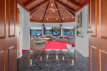 14 Kakapu Road, Russell