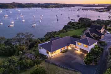 14 Kakapu Road, Russell