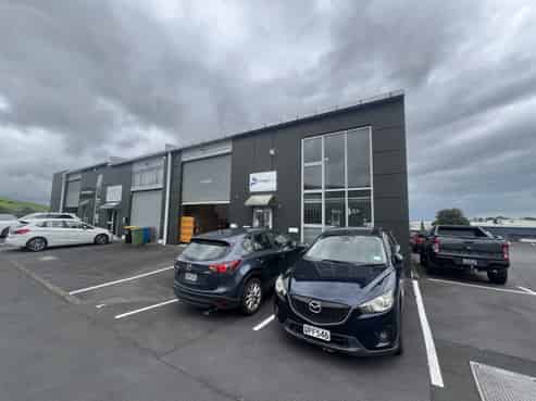 Quality industrial unit | 230sqm