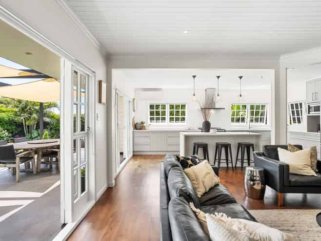 206 Norman Lesser Drive, Saint Johns