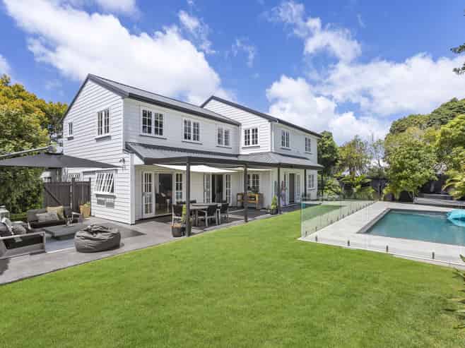 206 Norman Lesser Drive, Saint Johns