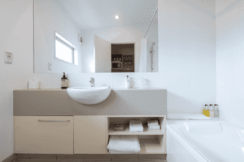 Motel Investment Opportunity 8% Return – Freehold 