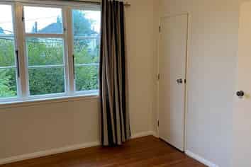 6 Stamford Place, Lansdowne