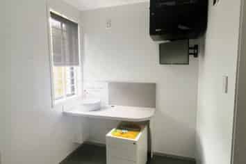 Prime Windsor Park Fully Fitted Pharmacy | 200m²