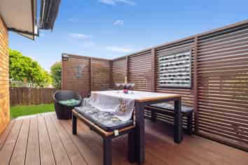 42 Bodi Place, Te Atatu South