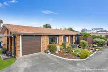 42 Bodi Place, Te Atatu South