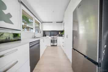 53 Mountain View Road, Glenwood