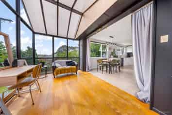 53 Mountain View Road, Glenwood