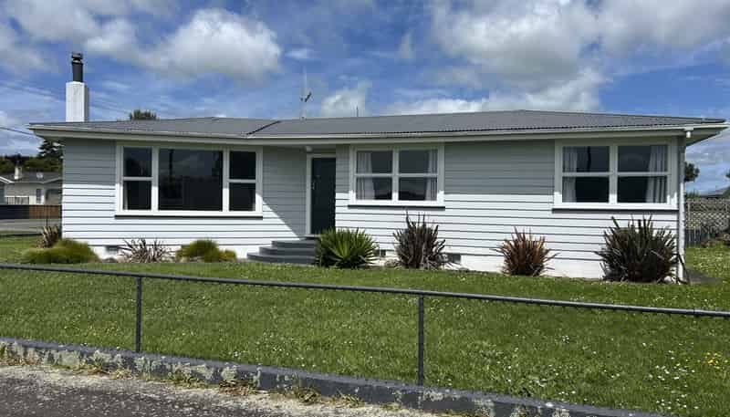 8 King Street, Pahiatua
