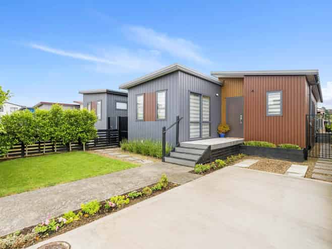 23 Pukanui Avenue, Flat Bush