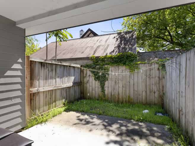 3D Rostrevor, Hamilton Central