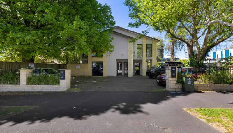 3D Rostrevor, Hamilton Central