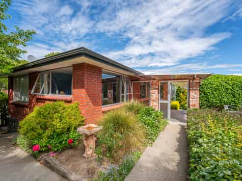 37 Arun Street, Marchwiel