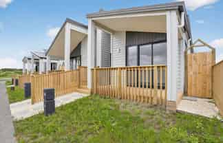 10 Kaapehu Street, Karaka