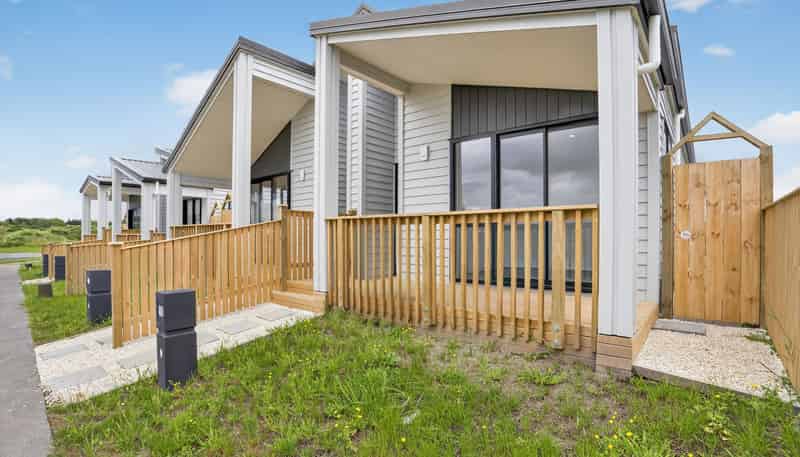 10 Kaapehu Street, Karaka