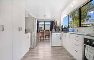 27e Breckons Ave, Nawton